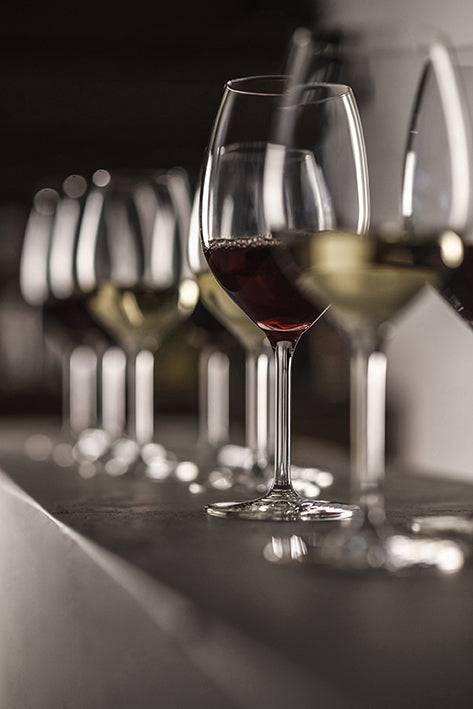 Schott Zwiesel Banquet wijnglazen in een bar, sfeerbeeld