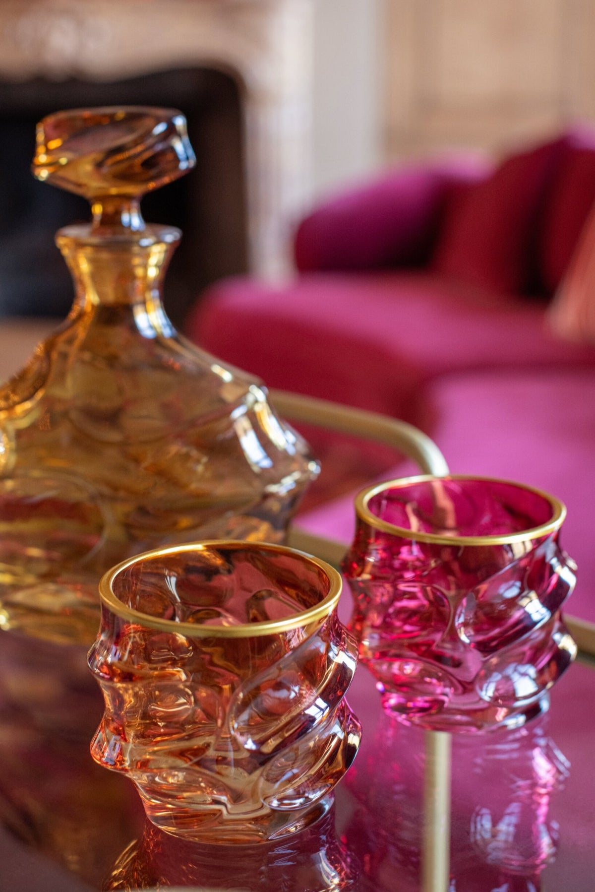 Bicchieri d’acqua J-Line con rilievi, bordo dorato, bordeaux/rosa chiaro assortiti – 2 pezzi